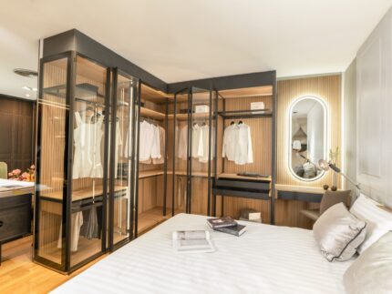 ANGQLO WARDROBE L-SHAPE BY FURNITAL